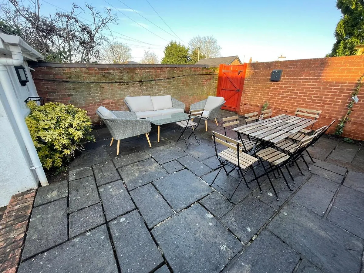 Holiday home Nomihomes-Otis House-Free Parking X 2-Central -10Ppl Exeter United Kingdom