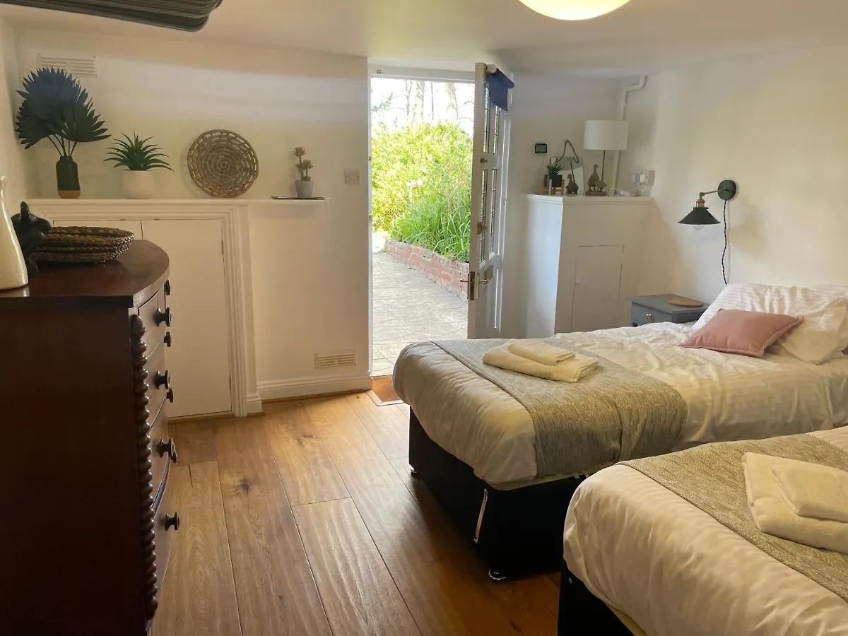 Nomihomes-Otis House-Free Parking X 2-Central -10Ppl Exeter 0*,
